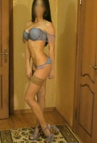 JULIA, Uma prostituta, Russia