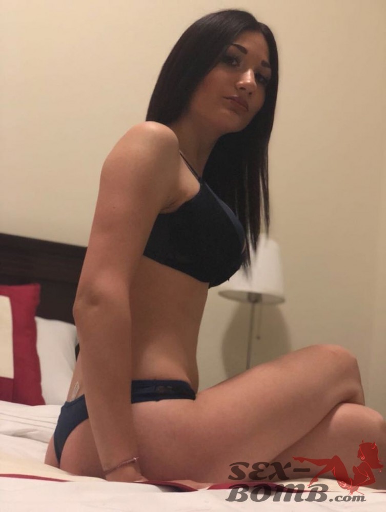 Yasmin_Mixed_Mo, Prostituierte, Doha, Qatar